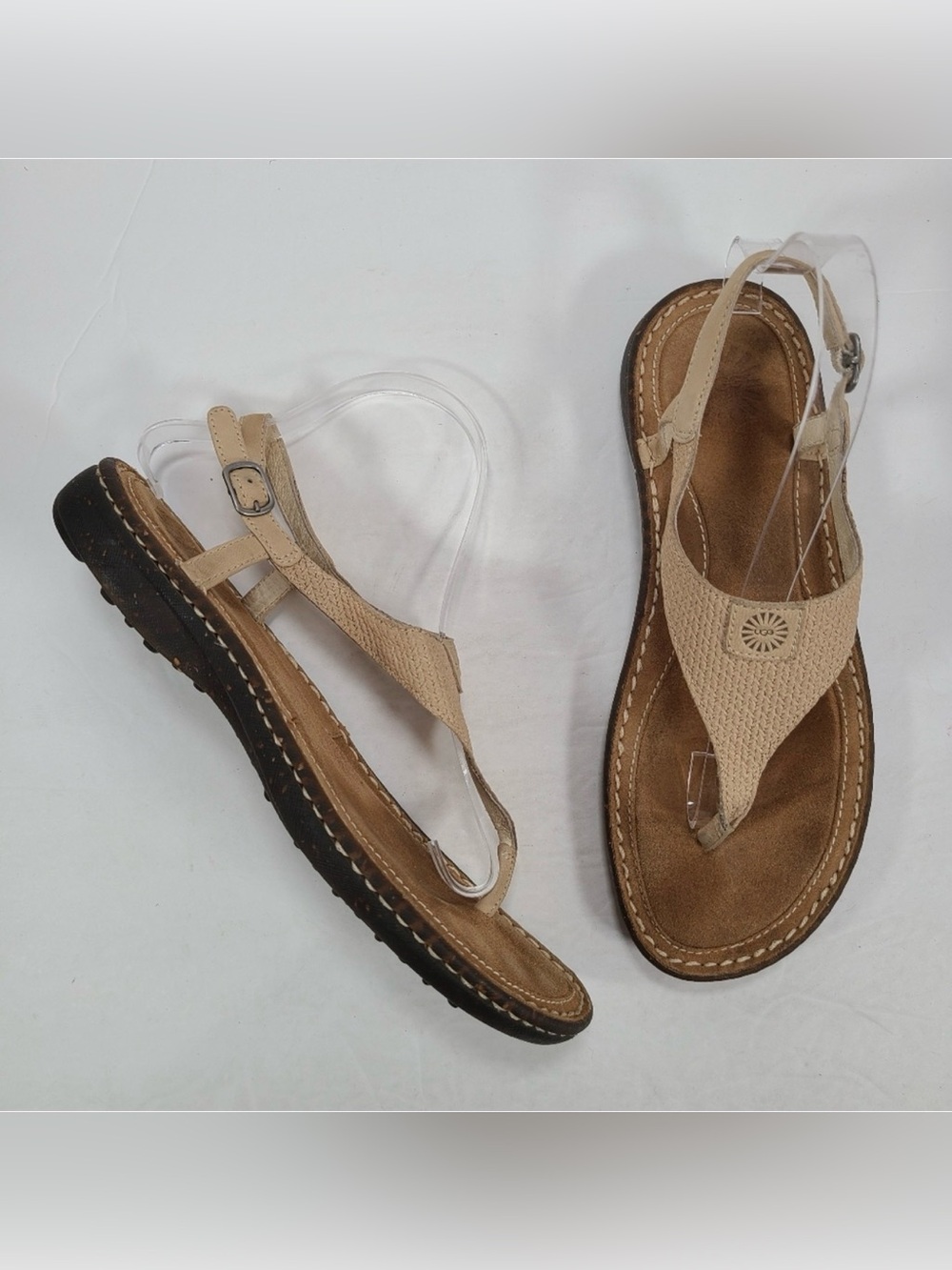 UGG Sefina Cream Leather Sandals Women Size 9